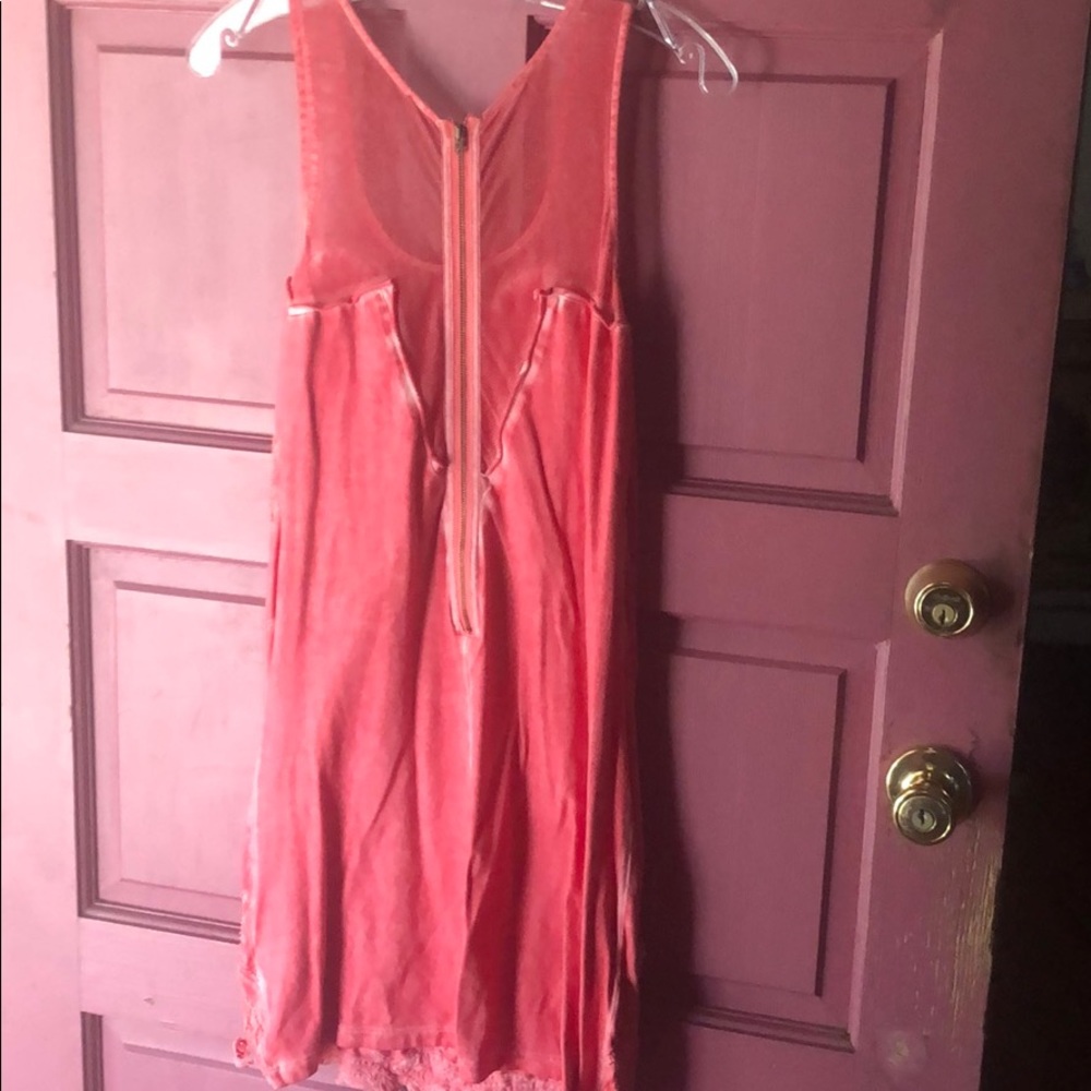 Dress - Picture 2 of 5